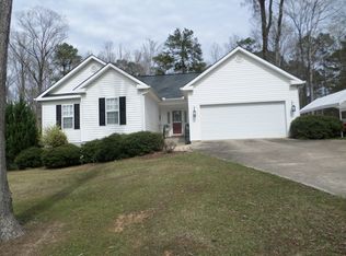 6161 Peake Rd, Macon, GA 31220