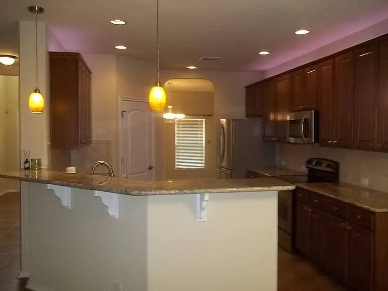 9731 Common Law — Photo 10