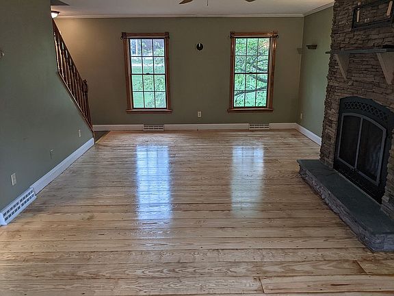 5th image of 277 Eagles Nest Rd