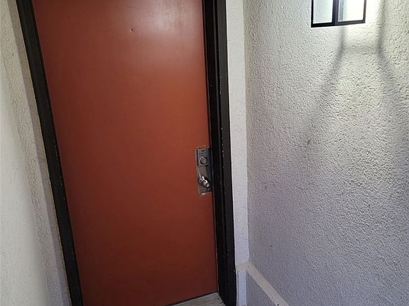 2nd image of 35 Casa Blanco Ct #222-1