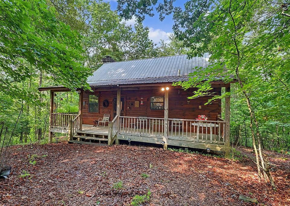 1st image of 185 Falling Waters Ln