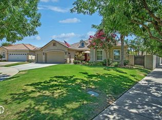 10111 Lace Cascade Ct, Bakersfield, CA 93311