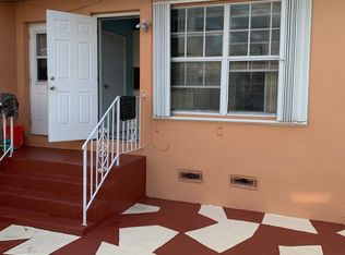 667 SE 8th Pl, Hialeah, FL 33010