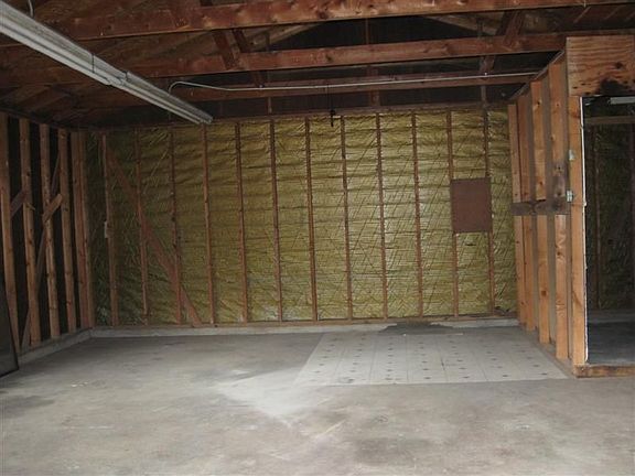 3679 Irma St, Memphis, TN 38127