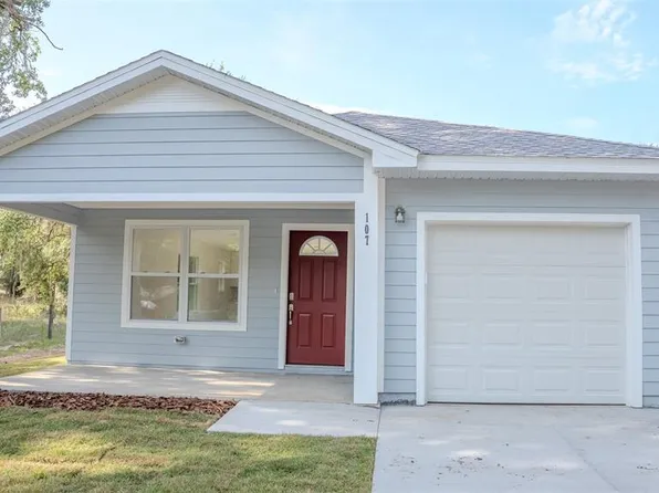 107 Dixie St, Hawthorne, FL 32640
