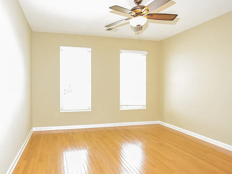 300 N Ericson Rd — Photo 11