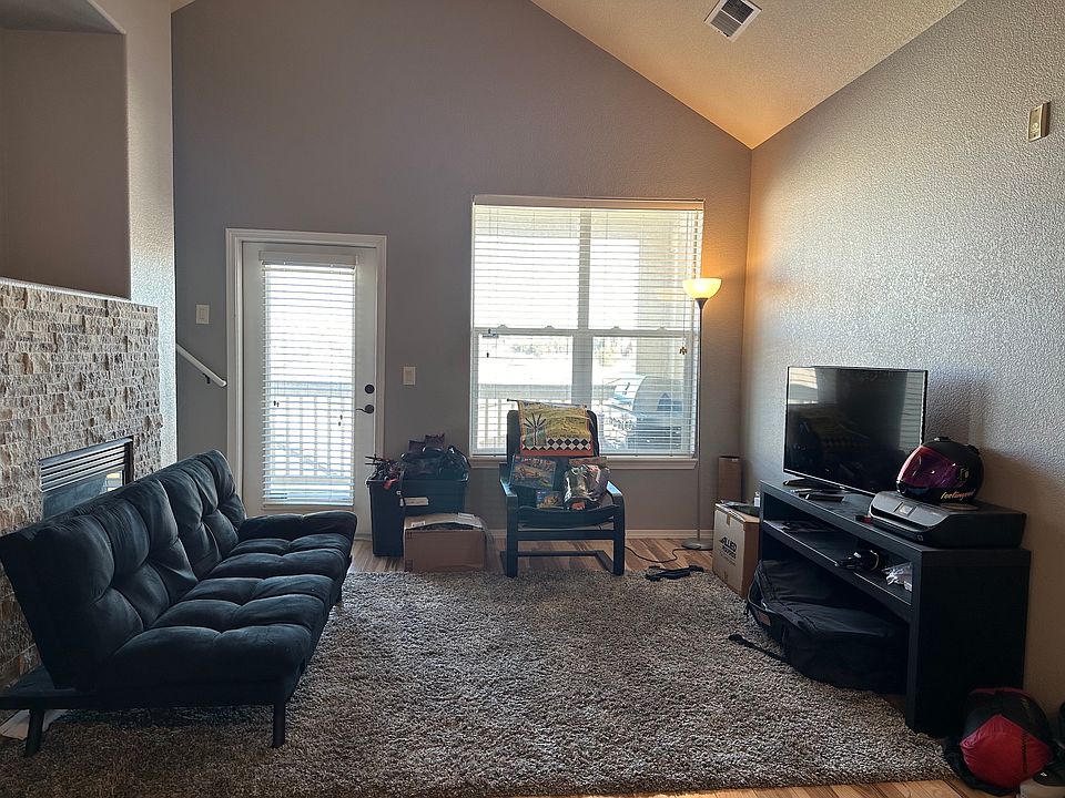 Living room, fire place