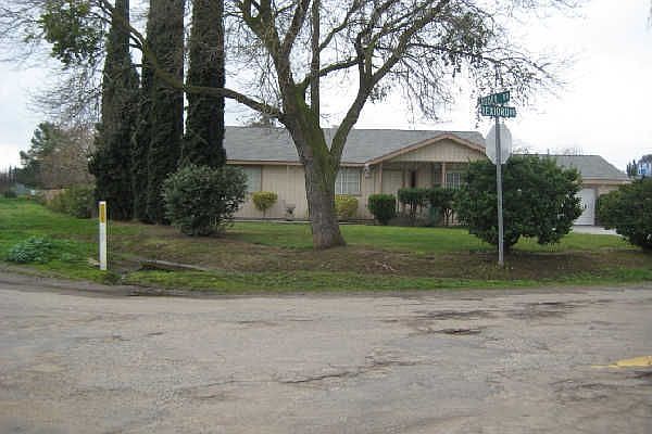 1st image of 25730 Rexford Dr