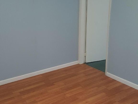 4th image of 9209 107th Ave