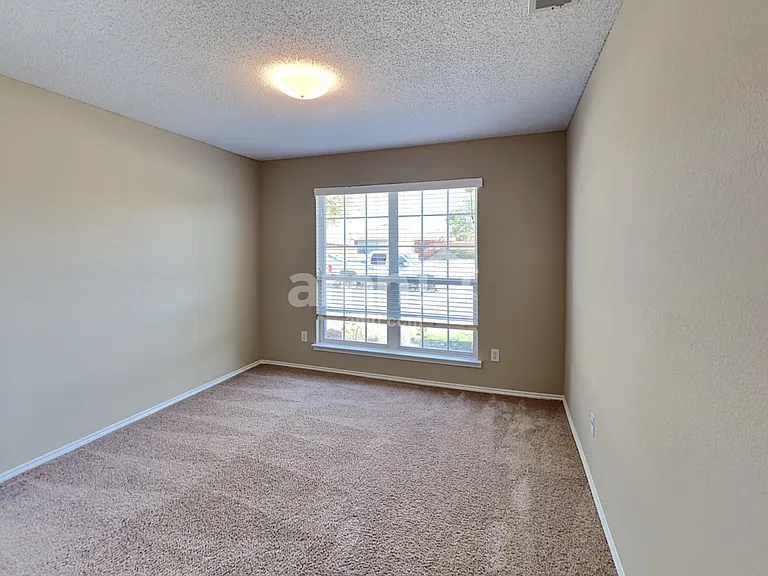 3999 Freedom Ln — Photo 15