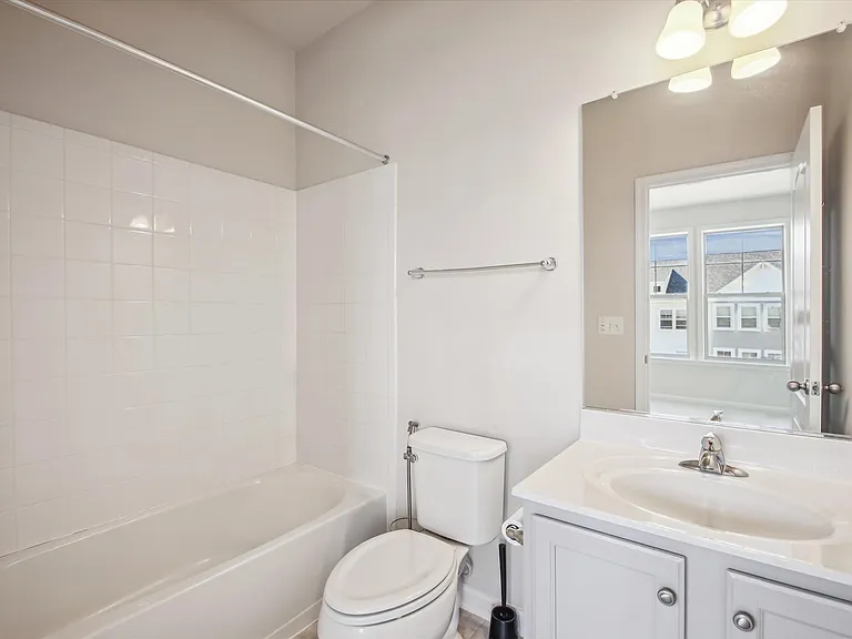 627 Quarterpath Way — Photo 13