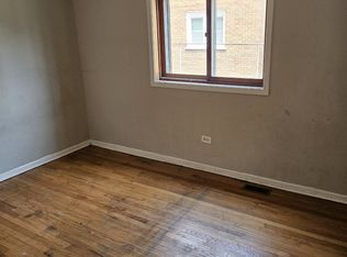 513 N Valerie Ln APT 2, Addison, IL 60101