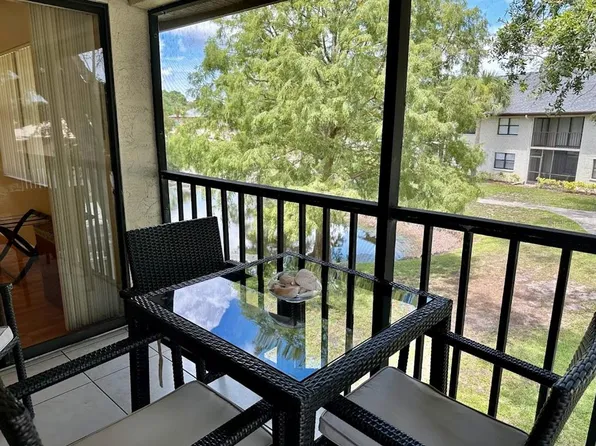 4410 47th Ave W #204, Bradenton, FL 34210