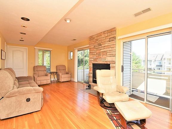 5th image of 200 Falls Blvd Unit C306