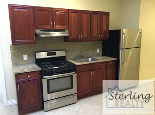 20-27 Steinway St #2, Astoria, NY 11105
