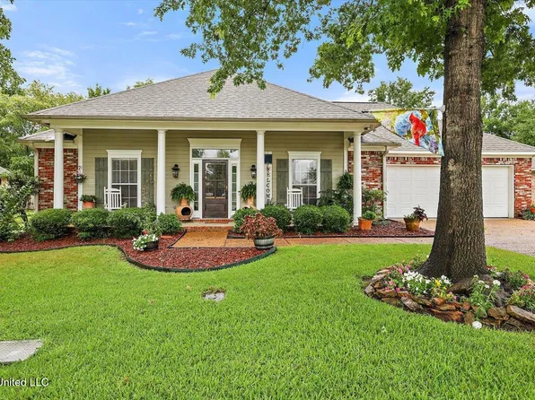 132 Southwood Dr, Canton, MS 39046