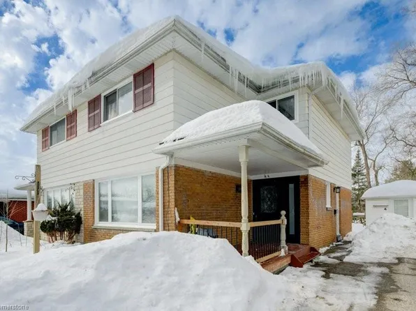 144 Mooregate Cres, Kitchener, ON N2M 2G1