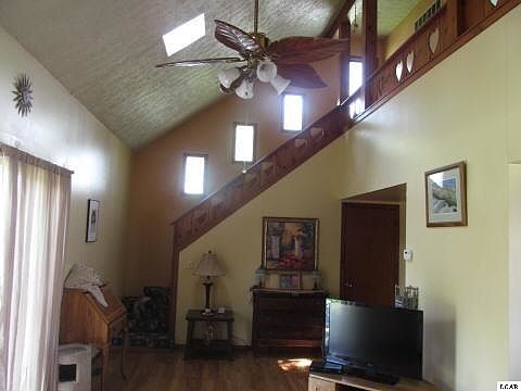 5th image of 111 Wamplers Ct