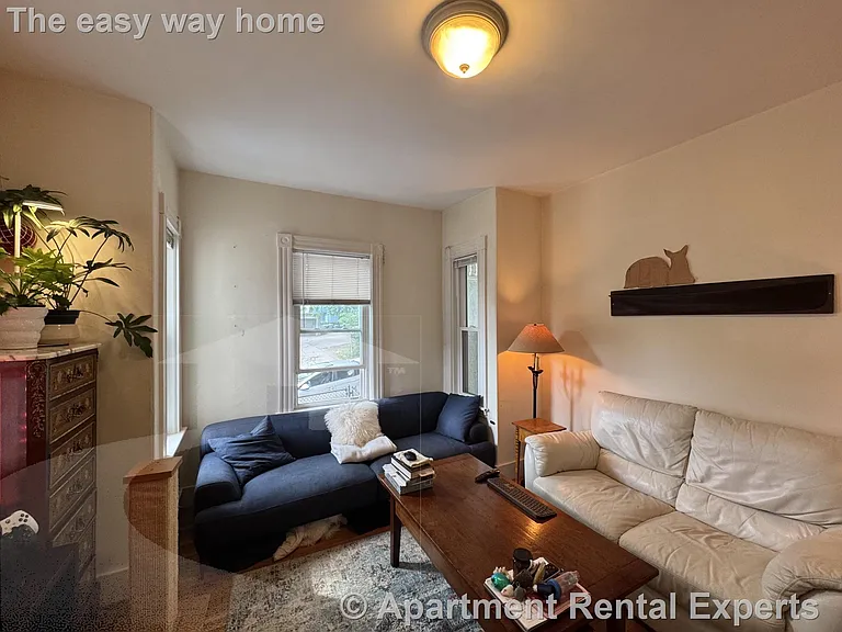 33 Belmont St — Photo 6