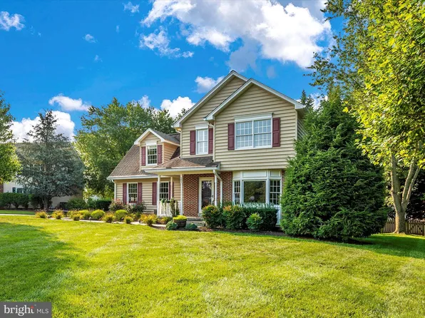 202 Wellesley Ct, Walkersville, MD 21793