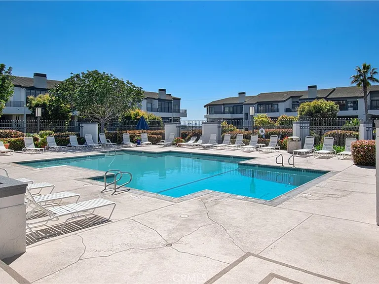 240 Nice Ln #102 — Photo 22
