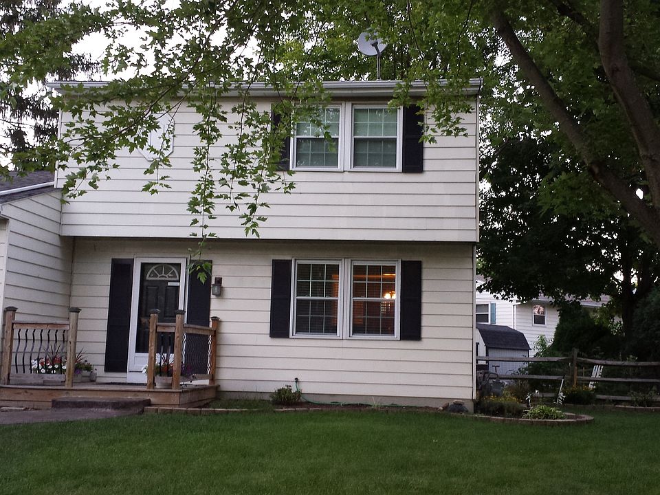 1st image of 280 Southwood Dr