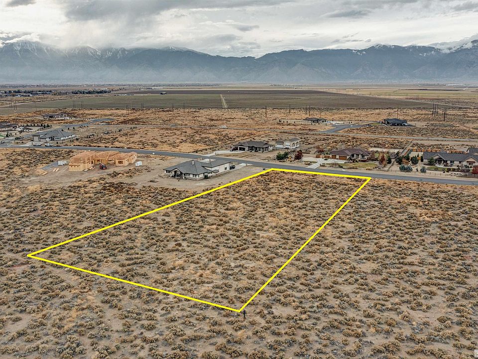 1st image of 1841 Painted Desert Dr