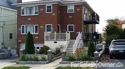 2nd image of 19 Lee Ave