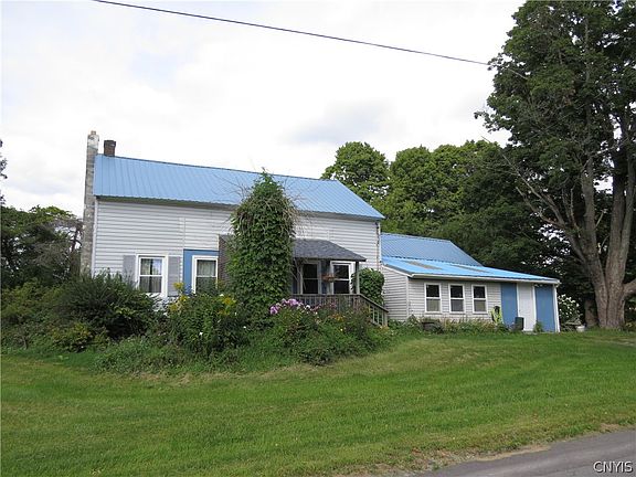 2nd image of 483 Gage Rd