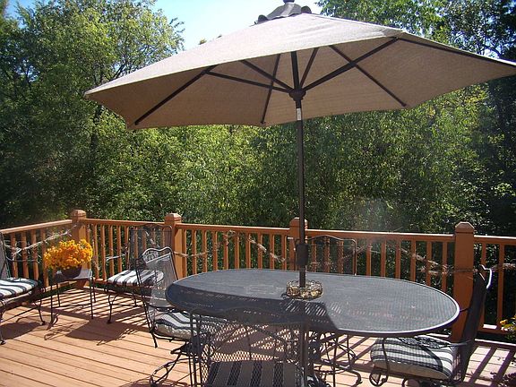 3rd image of 951 Bavaria Hills Ct