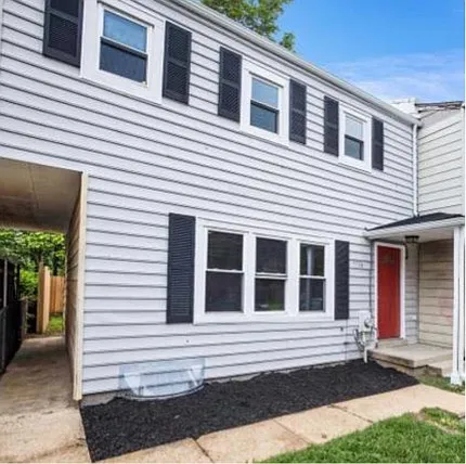 5534 Walker Mill Rd — Photo 2