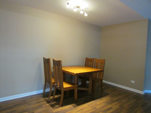 5th image of 1217 Ballantrae Pl APT E