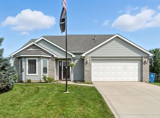 312 Canyon Dr, Auburn, IN