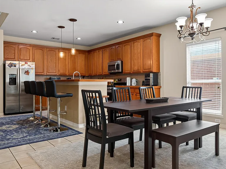 7912 Riverwalk Trl — Photo 12