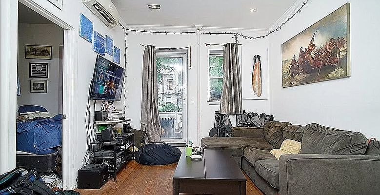 1st image of 199 E 4th St APT 1