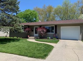 1804 13th Ave, Belvidere, IL 61008