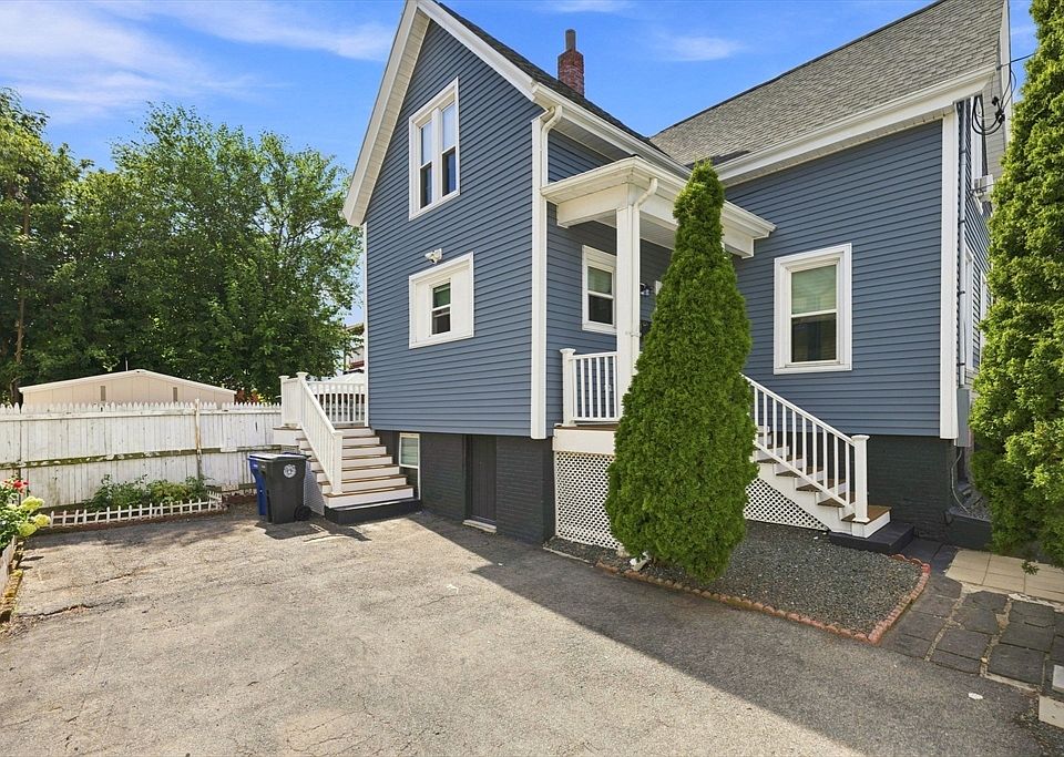 1st image of 93 Parker St