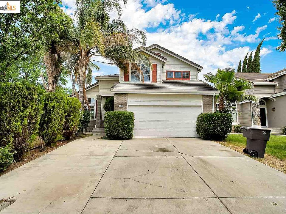 1st image of 501 Sir Lancelot Dr