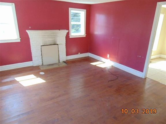 5th image of 527 Stage St NW