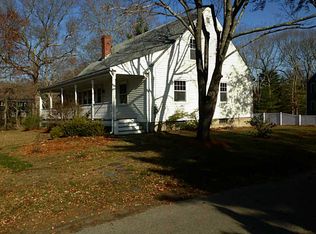 417 Sowams Rd, Barrington, RI 02806