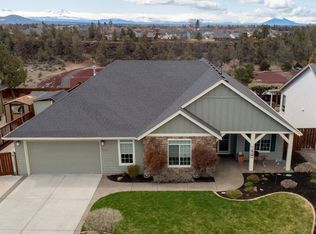 2841 NW Canyon Dr, Redmond, OR 97756