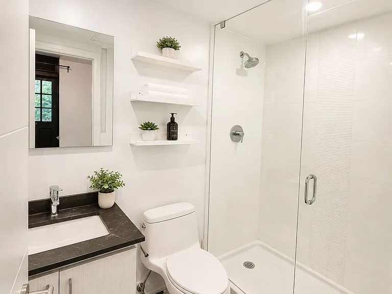 219 Jarvis St #5 — Photo 8