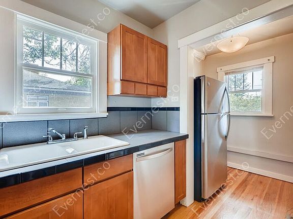 3rd image of 2849 N Clayton St