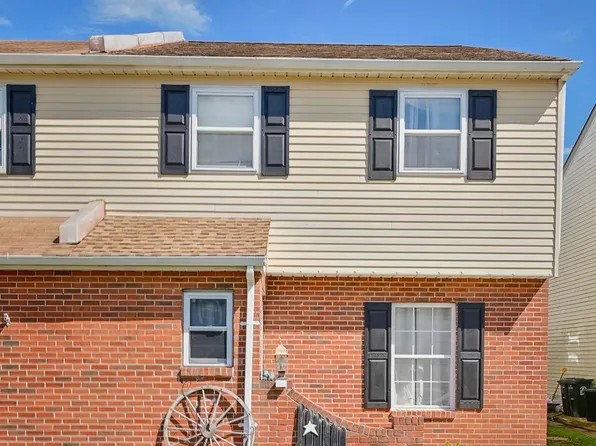 6 Tierney Ct, Quakertown, PA 18951