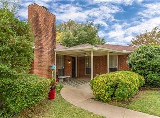 706 Kingsbridge Dr, Garland, TX