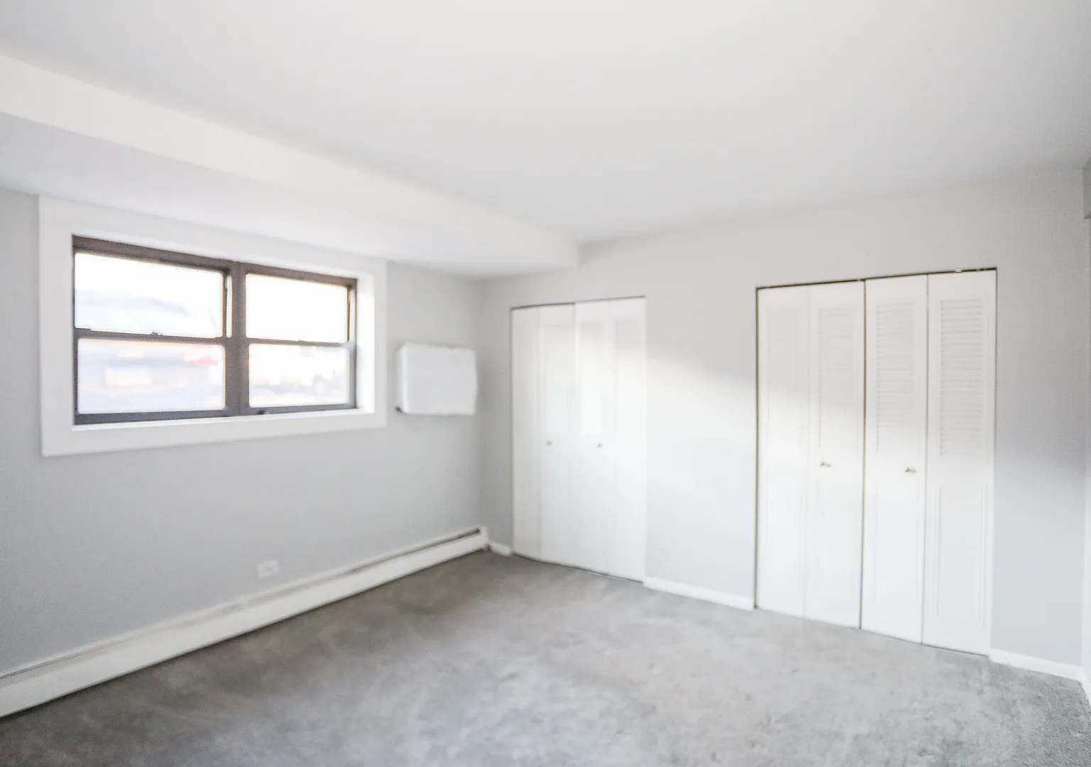 2 bed, 1.5 bath, 900 sqft, $1,900 — Photo 4
