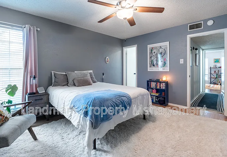 1903 Spies Springs Ct — Photo 16