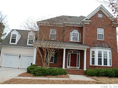 120 Shoreline Pkwy, Tega Cay, SC, 29708
