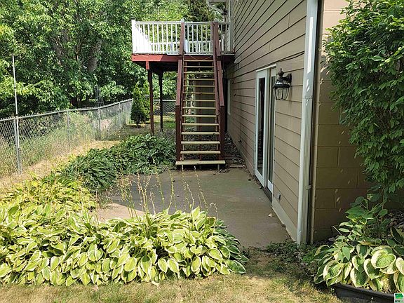5th image of 2337 Pueblo Dr