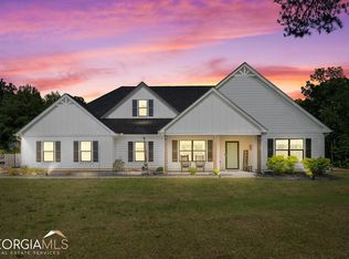 5 Allison Rd, Moreland, GA 30259